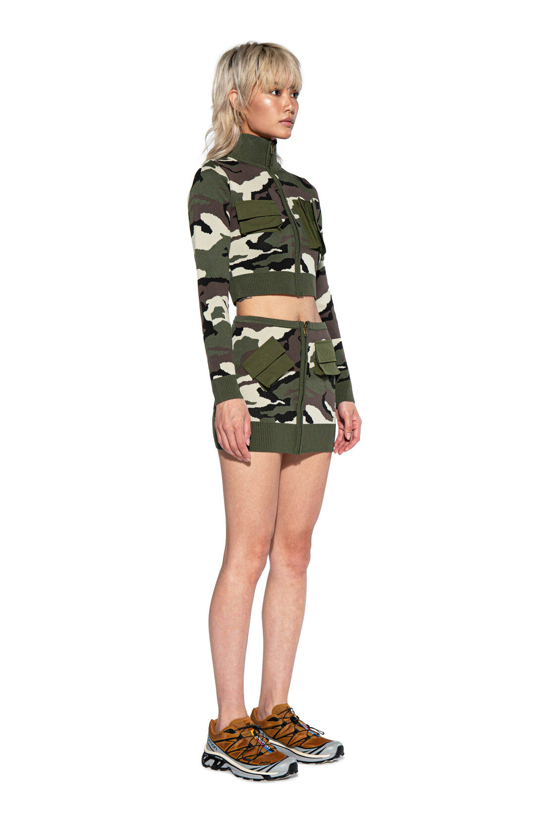 CAMO PATTERN JACQUARD SWEATER CARGO ZIP UP AND MINI SKIRT SET
