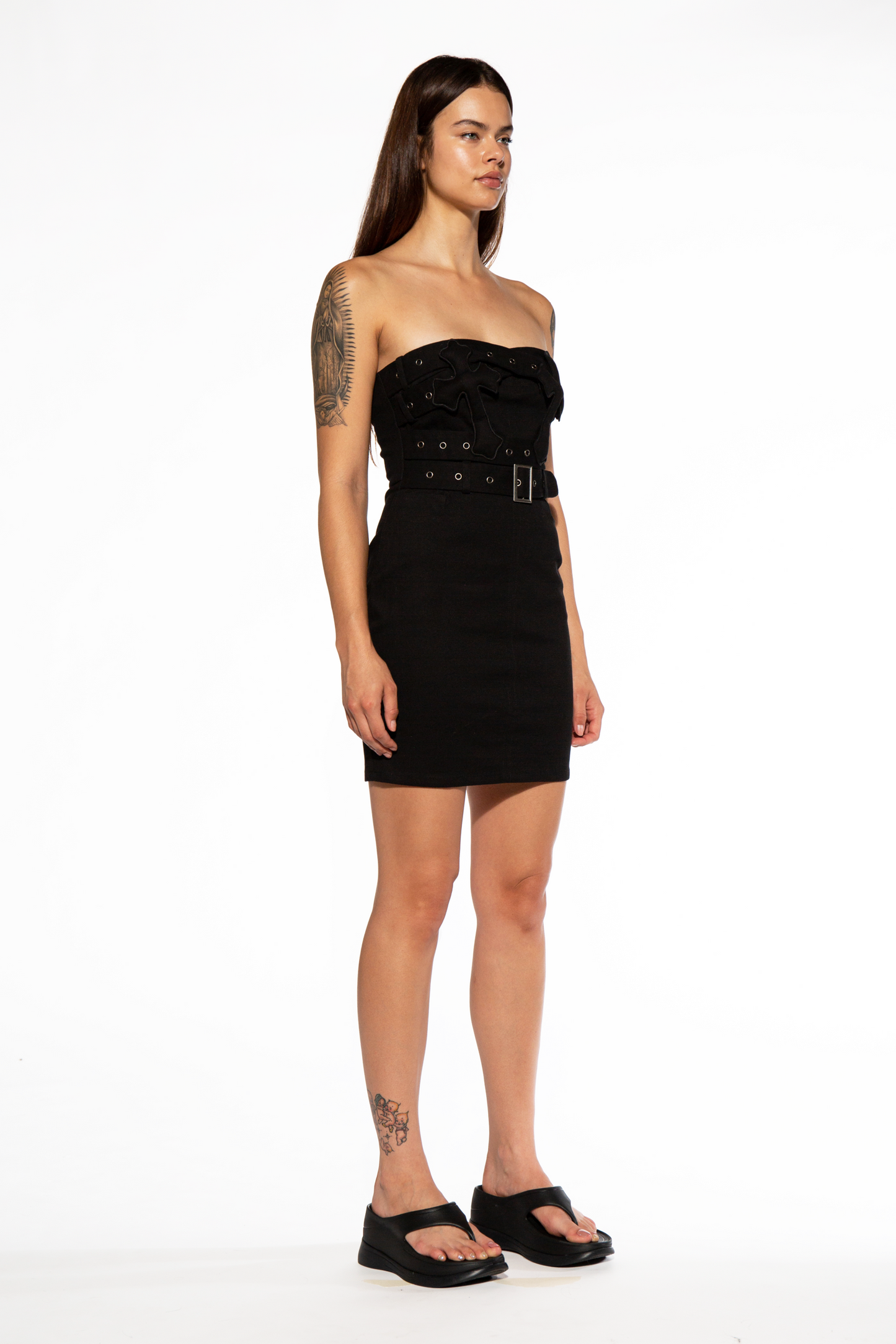 BELTED TWILL DRESS WITH CROSS PATCH