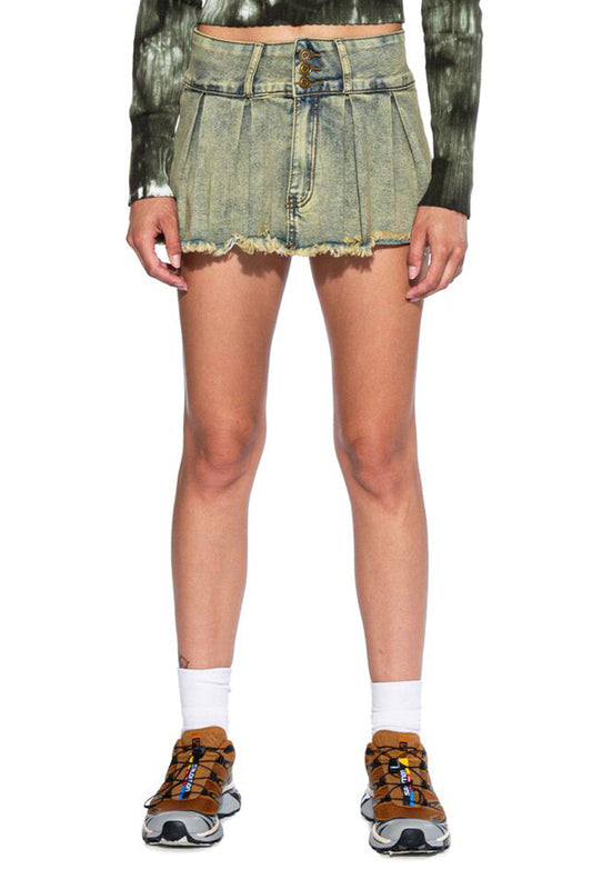 COLOR WASHED DENIM PLEATED SKORT