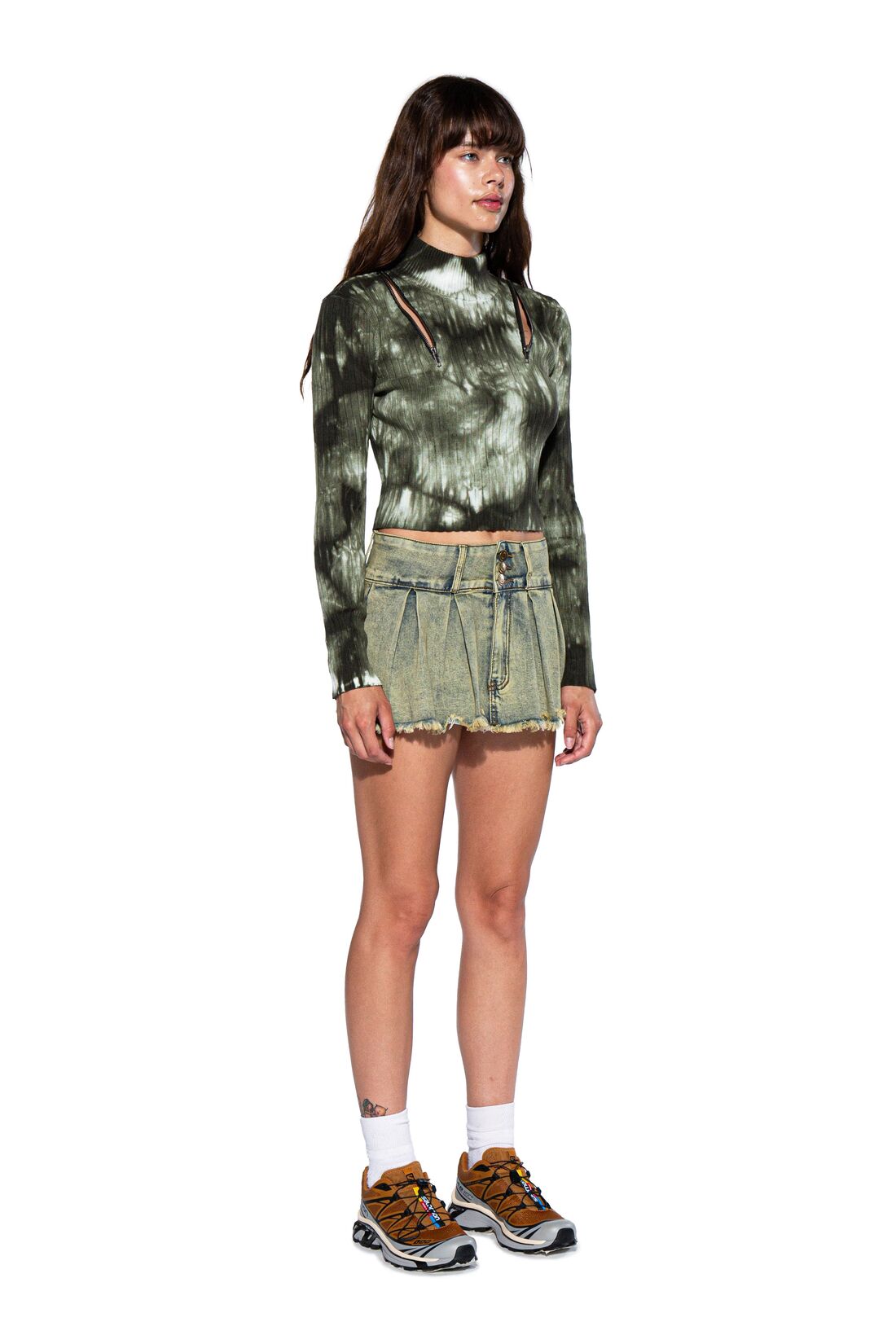 Slit Shoulder Dyed Knit Sweater Top